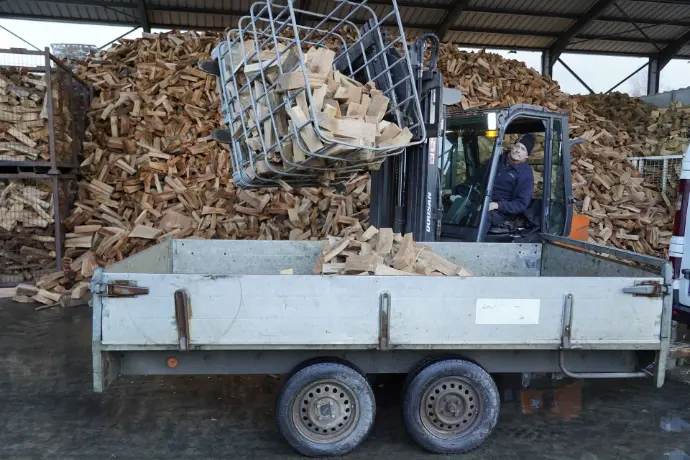 Bois de chauffage sec à emporter